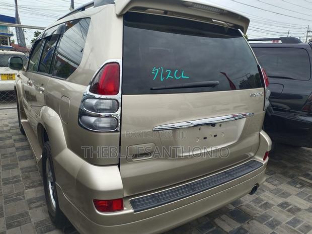 Toyota Land Cruiser Prado 2008 Gold