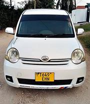 Toyota Sienta 1.5 FWD 2005 White for sale