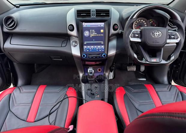 Toyota Vanguard 2012 Black