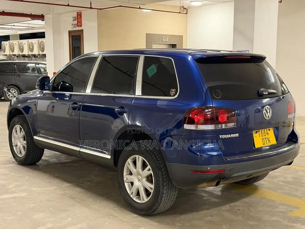 Volkswagen Touareg 2008 Blue