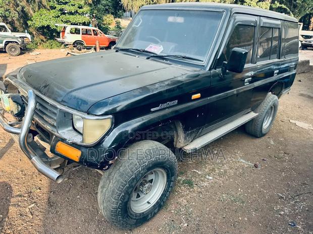 Toyota Land Cruiser Prado 1999 Gray