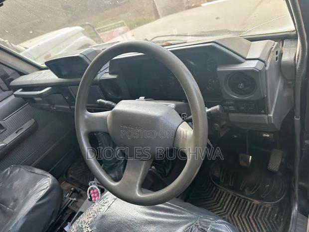Toyota Land Cruiser Prado 1992 Gray