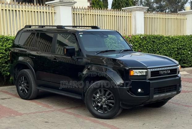 Toyota Land Cruiser Prado 2024 Black