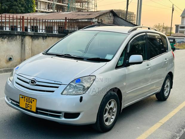 Toyota Corolla Spacio 2001 Silver