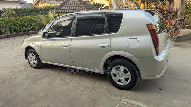 Toyota Opa 2005 Silver