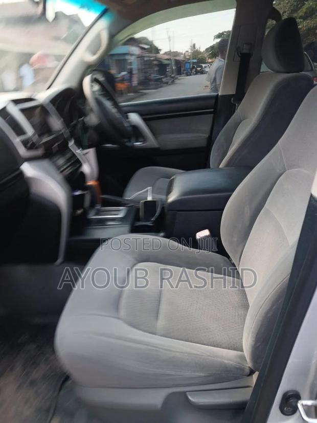 Toyota Land Cruiser 2024 White