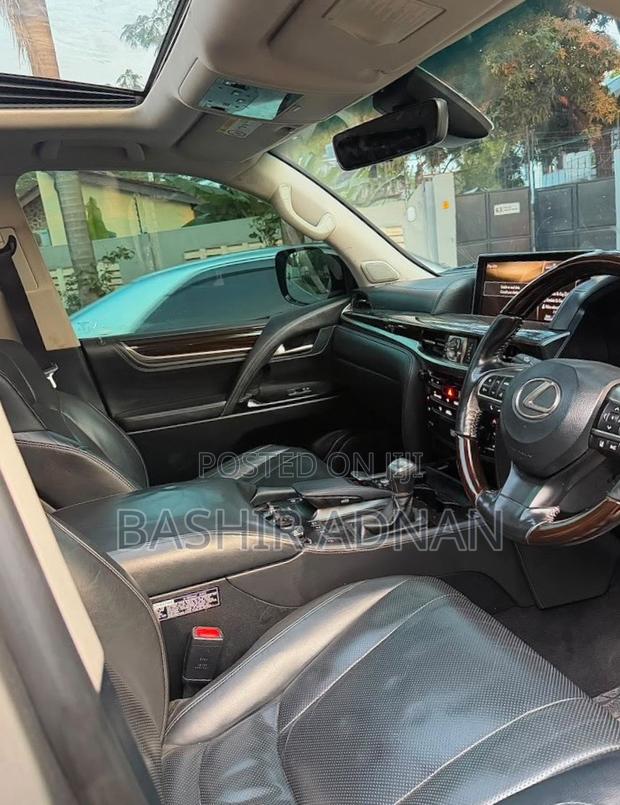 Lexus LX 570 AWD 2019 Gray