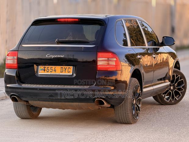 Porsche Cayenne 2007 Black