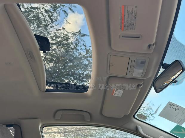 Toyota Alphard 2005 White