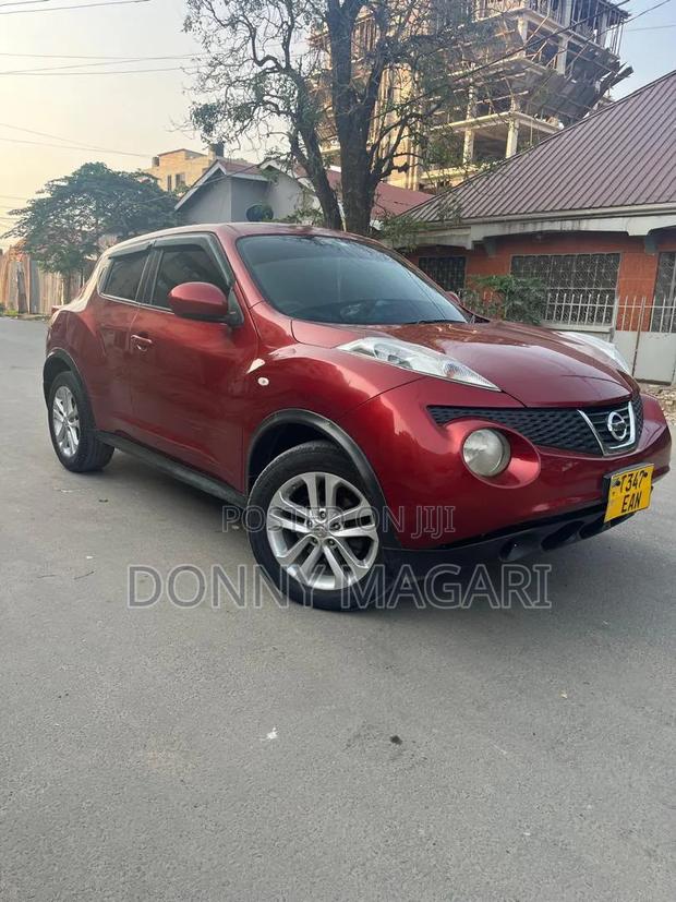 Nissan Juke 2016 Maroon