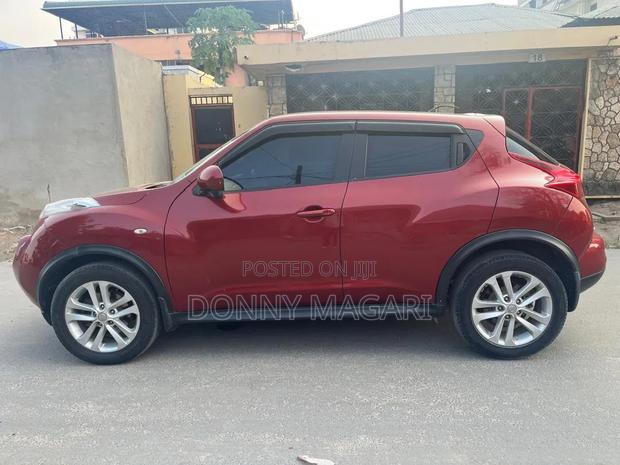 Nissan Juke 2016 Maroon