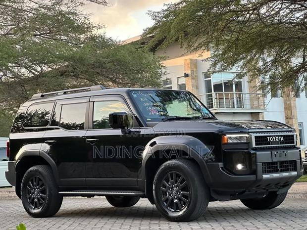 Toyota Land Cruiser 2024 Black