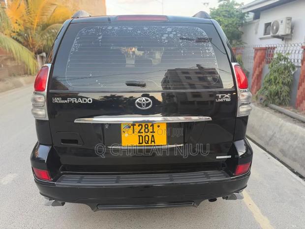 Toyota Land Cruiser Prado 2007 Black