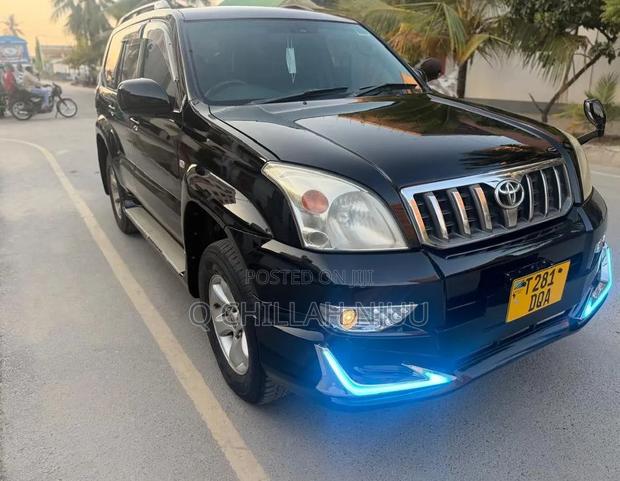 Toyota Land Cruiser Prado 2007 Black