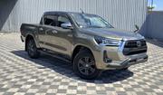 Toyota Hilux 2021 Gray for sale