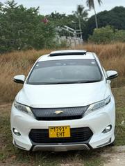 Toyota Harrier 2015 White for sale