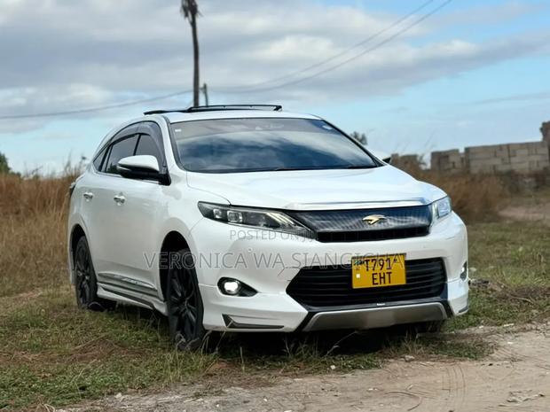 Toyota Harrier 2015 White