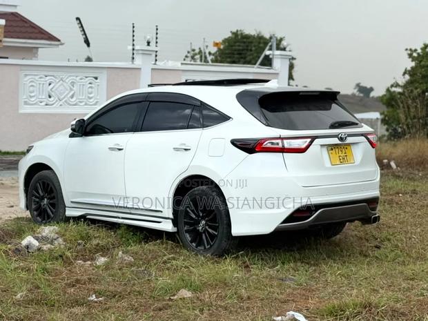 Toyota Harrier 2015 White