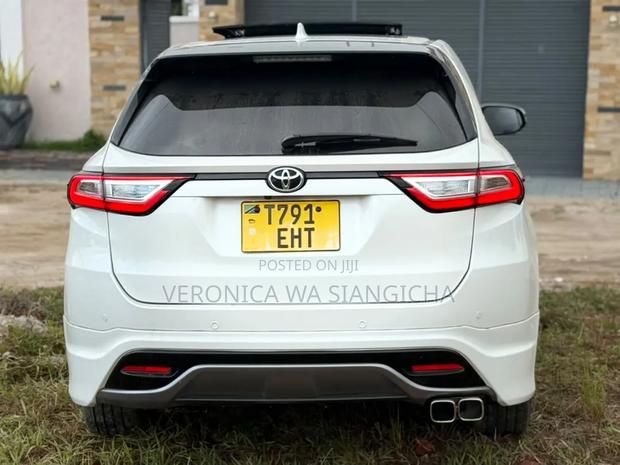Toyota Harrier 2015 White