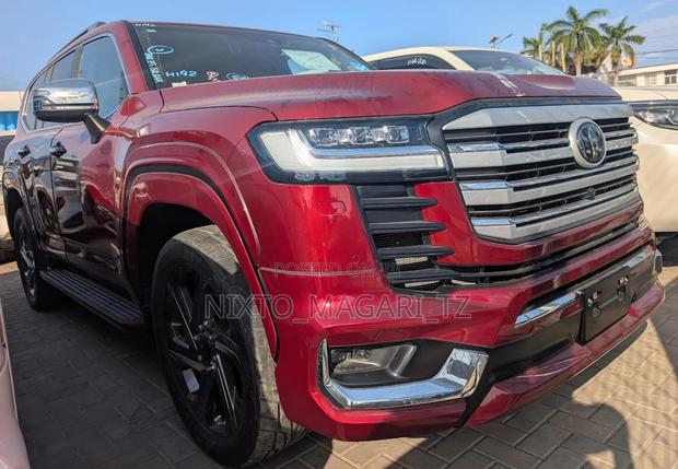 Toyota Land Cruiser 2023 Maroon