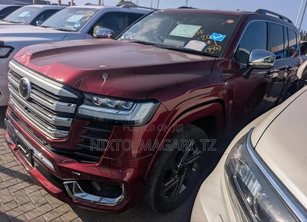 Toyota Land Cruiser 2023 Maroon