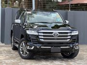New Toyota Land Cruiser LC300 2025 Black for sale