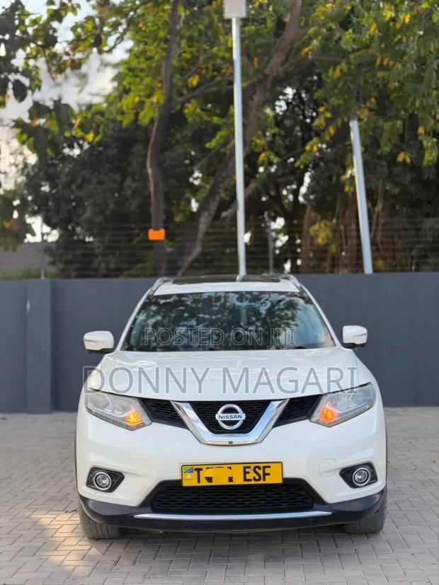Nissan X-Trail 2016 White
