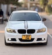 BMW 320i 2011 White for sale