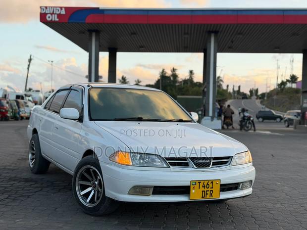 Toyota Carina 2001 White