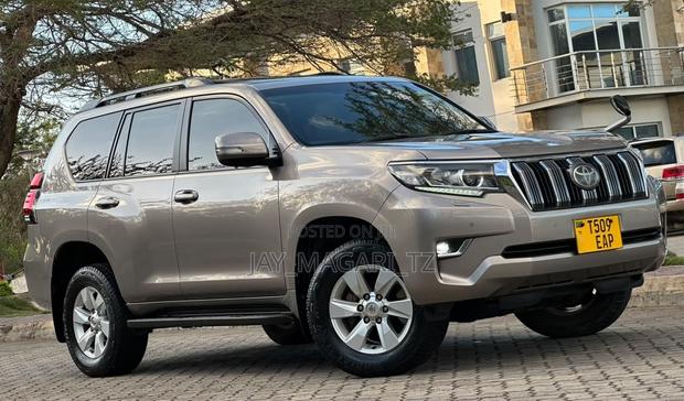 Toyota Land Cruiser Prado 2020 Beige