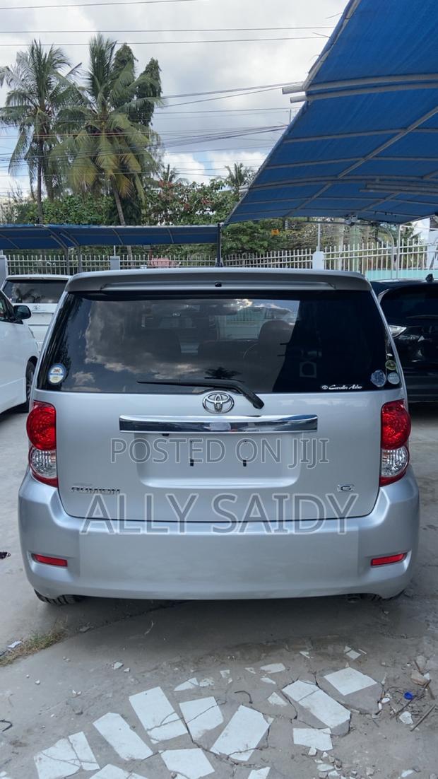 New Toyota Rumion 1.5 FWD 2023 Gray