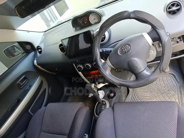 Toyota IST 2006 White
