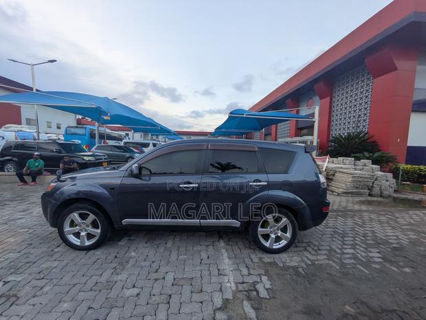 Mitsubishi Outlander 2.4 2008 Blue