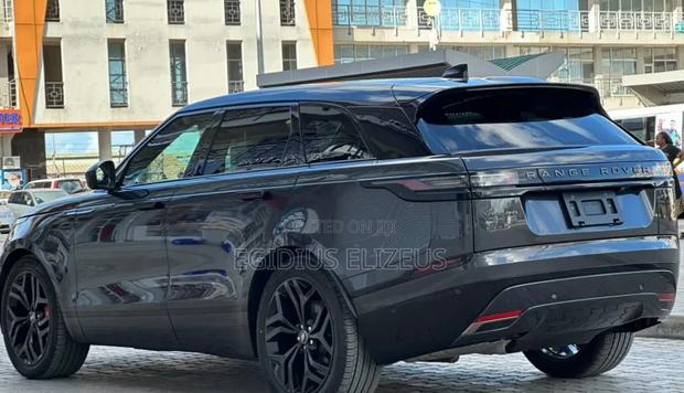 Land Rover Range Rover Velar 2024 Gray
