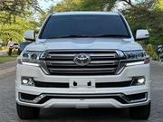 Toyota Land Cruiser 4.5 V8 TD 2016 White for sale