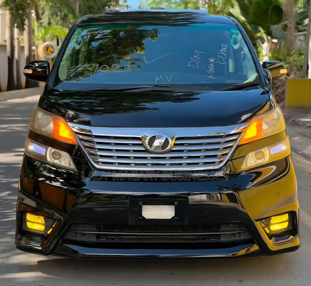 Toyota Vellfire V 2.4 FWD 7-Seater 2011 Black