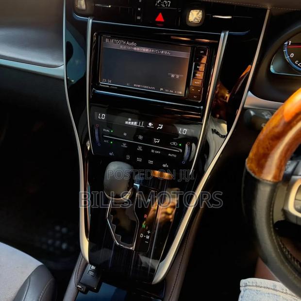 Toyota Harrier 2015 Black