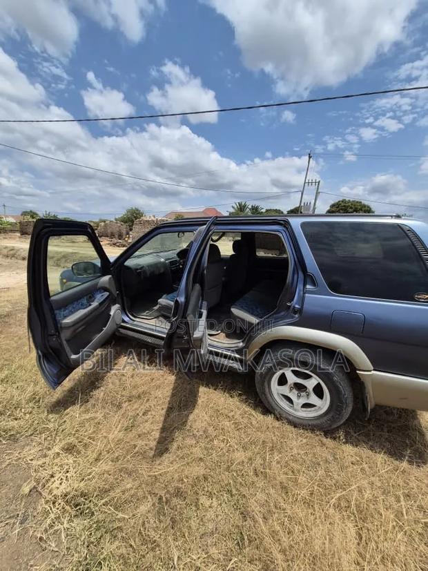Nissan Terrano 2020 Blue
