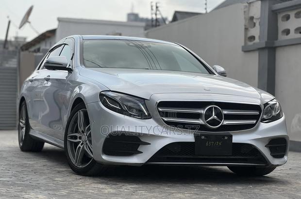 Mercedes-Benz E250 2017 Silver
