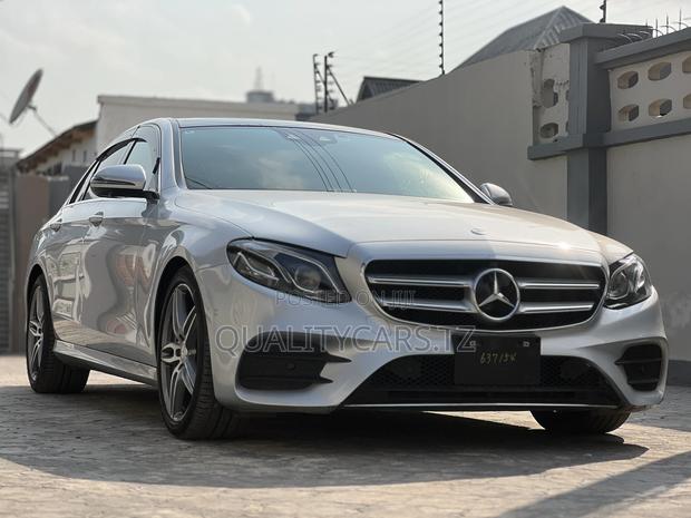 Mercedes-Benz E250 2017 Silver