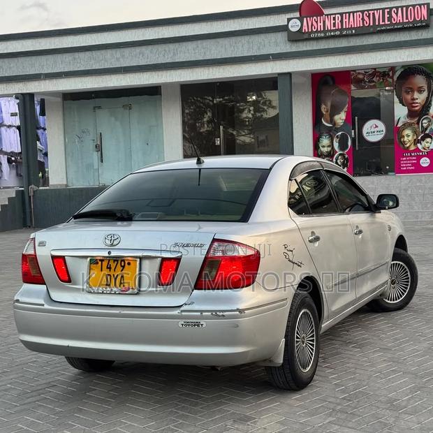 Toyota Premio 2004 Silver