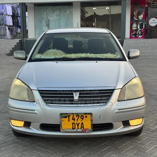 Toyota Premio 2004 Silver