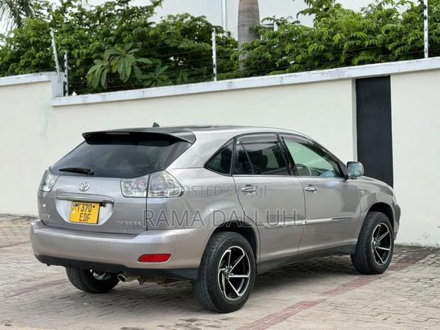 Toyota Harrier 2007 Gray