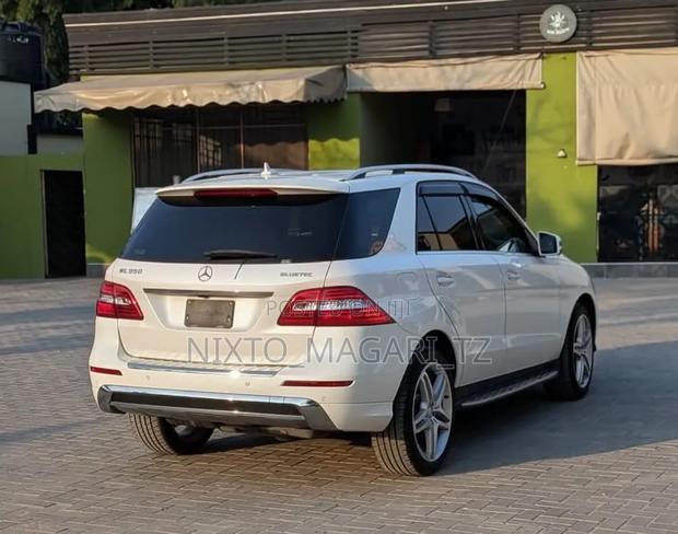 Mercedes-Benz 350D 2015 White