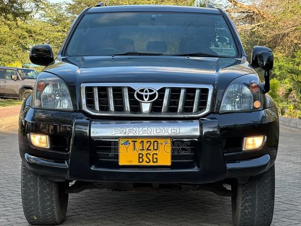 Toyota Land Cruiser Prado 2007 Black