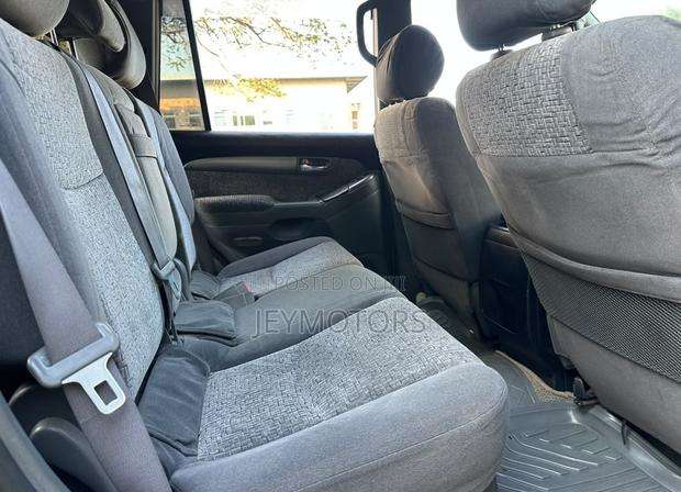 Toyota Land Cruiser Prado 2007 Black