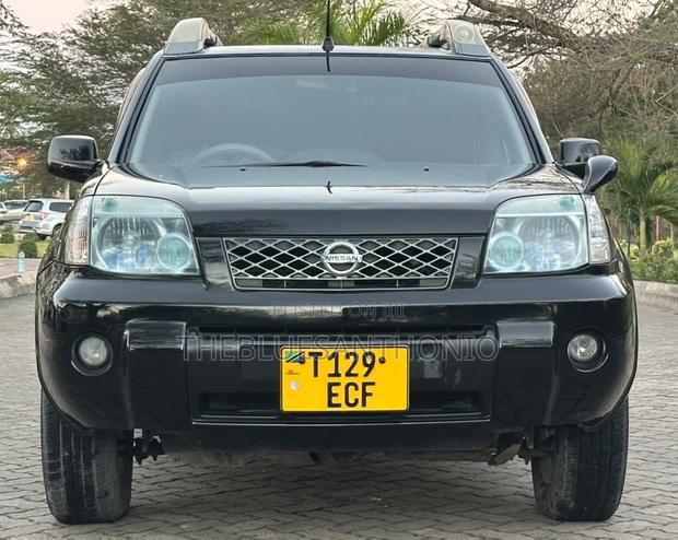 Nissan X-Trail 2006 Black
