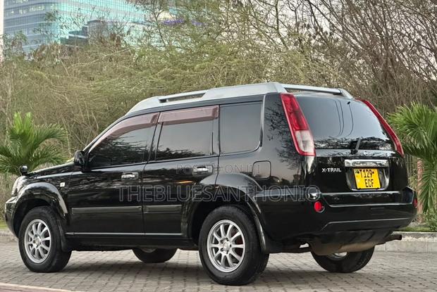 Nissan X-Trail 2006 Black