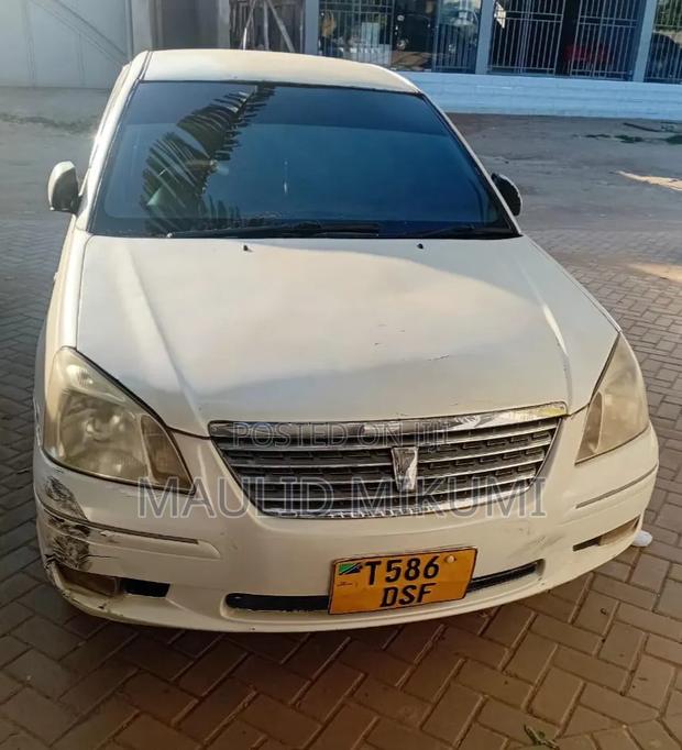 Toyota Premio 2005 White