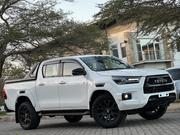 Toyota Hilux 2023 White for sale